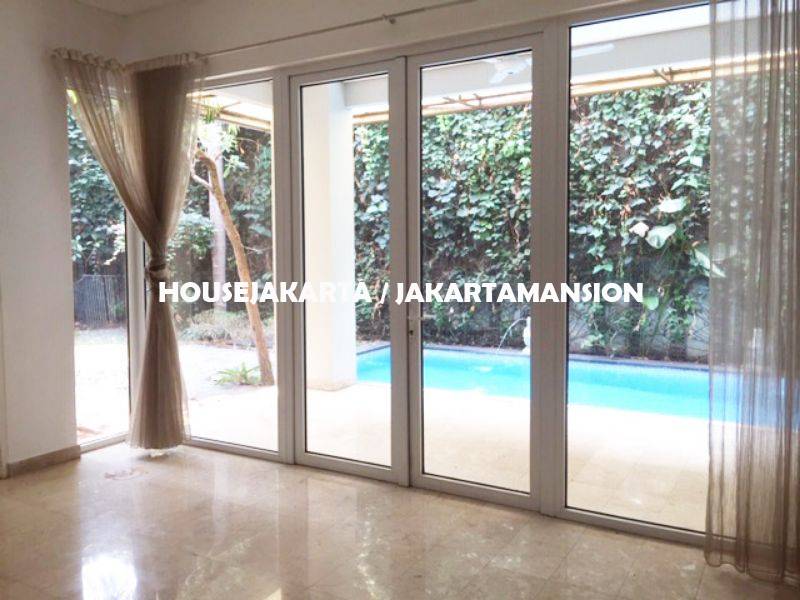 HR1131 Compound for rent sewa lease at kemang