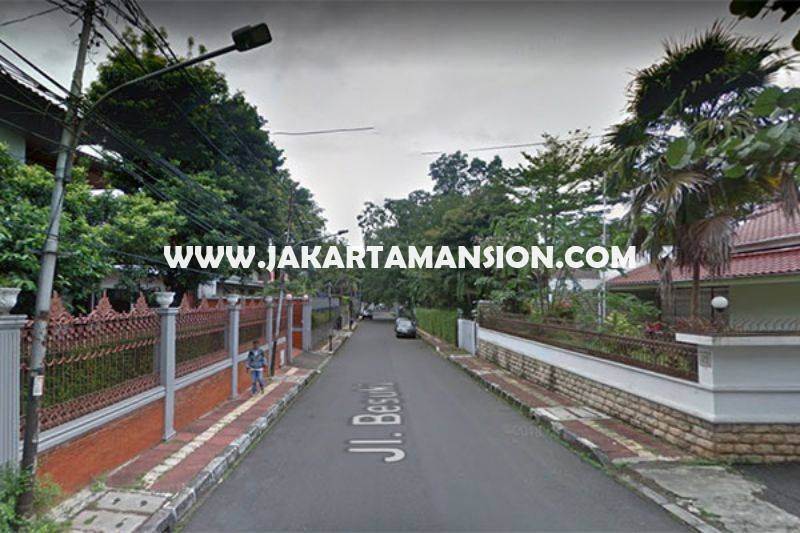 HS1192 Rumah Jalan Besuki Menteng Dijual Murah hitung Tanah Kotak daerah asri