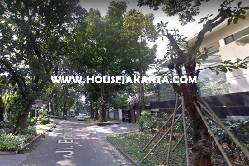 HS1203 Rumah Jalan Brawijaya X Kebayoran Baru dekat Senopati Dijual Murah Daerah Asri Tenang