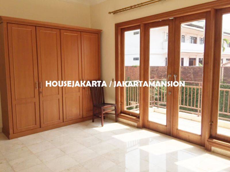 HR1247 Compound House for rent at Ampera close to kemang