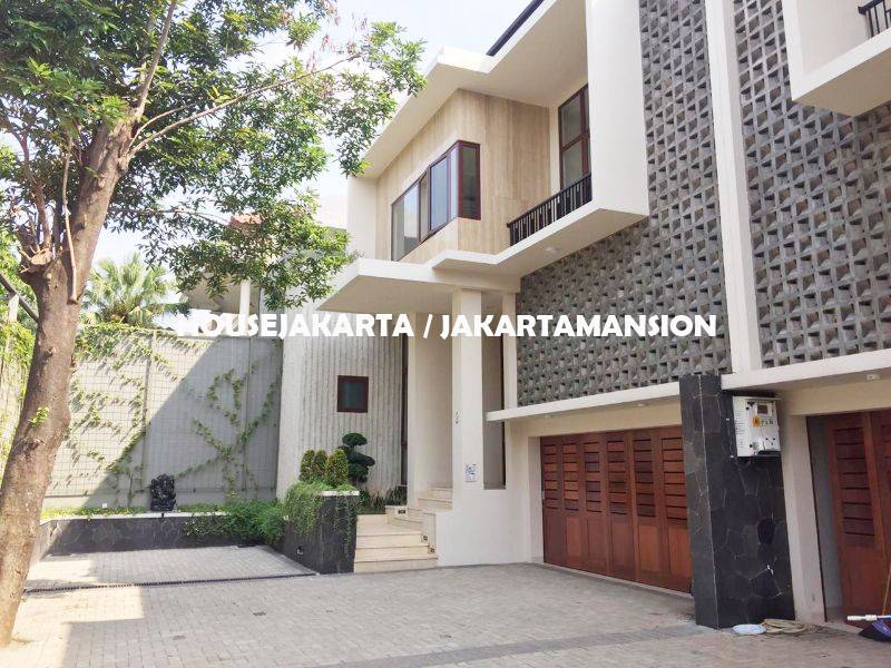 HR1264 Brand New Compound House for rent sewa lease at Kemang Area