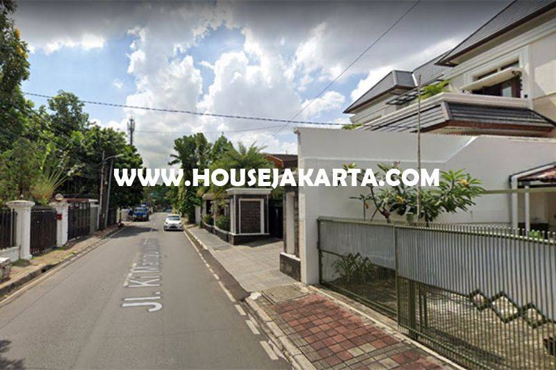 HS1312 Rumah 2 lantai Jalan Ki Mangunsarkoro Menteng Jakarta Pusat Dijual Murah Tanah Persegi
