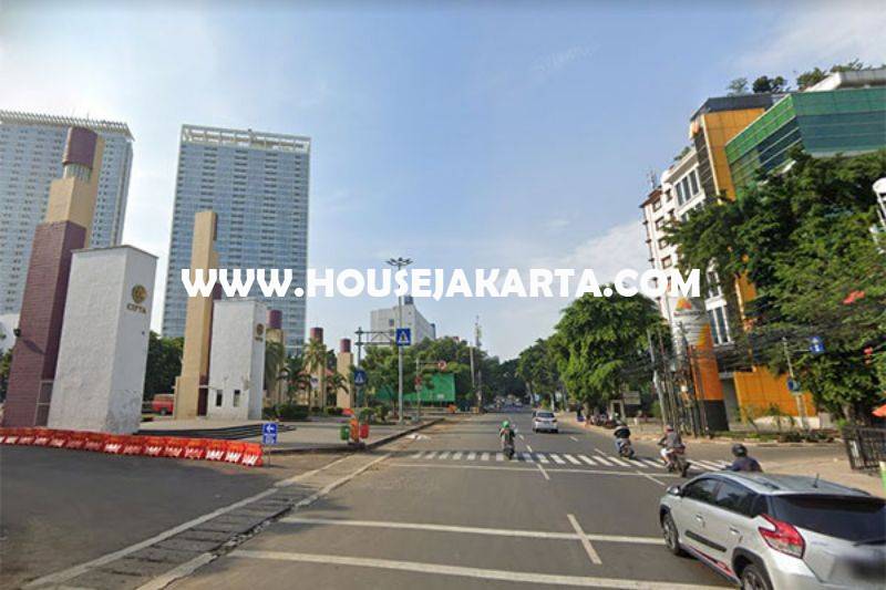 LS1364 Tanah Komersial Jalan Cikini Raya Menteng Dijual ijin Gedung Kantor Hotel 8 Lantai