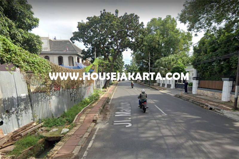 HS1461 Rumah Tua Hitung Tanah Jalan Madiun Menteng Bentuk Persegi Dijual 60juta/m Murah