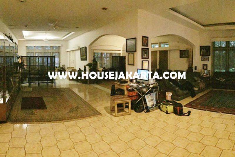 HS1463 Rumah Jalan Taman Brawijaya 3 Kebayoran Baru luas tanah 943m Dijual Murah 39M