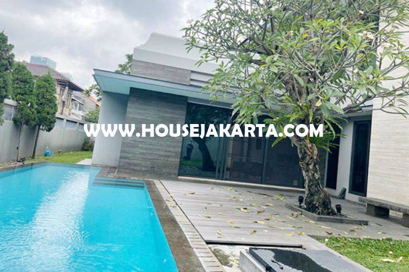HS1470 Rumah Bagus ada Pool Jalan ciniru kebayoran Baru Senopati Dijual Murah dekat SCBD Sudirman