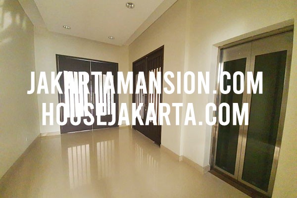 HS1486 Dijual Rumah Bagus 5 lantai Jalan Widya Chandra Senopati kebayoran Baru dekat scbd Sudirman
