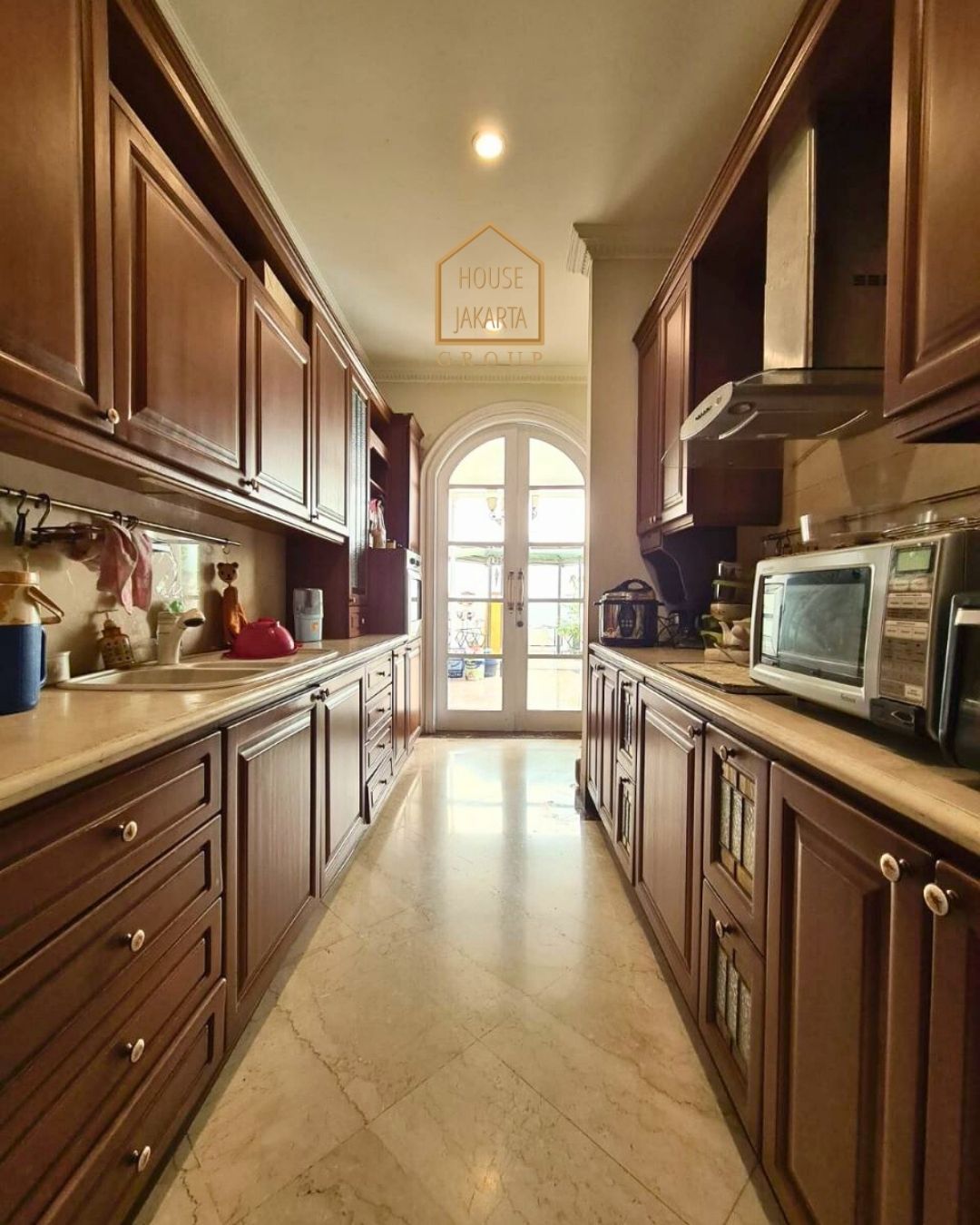 HS1568 FOR SALE:  LUXURY HOUSE FULLY FURNISHED DA VINCI STYLE , PONDOK INDAH.