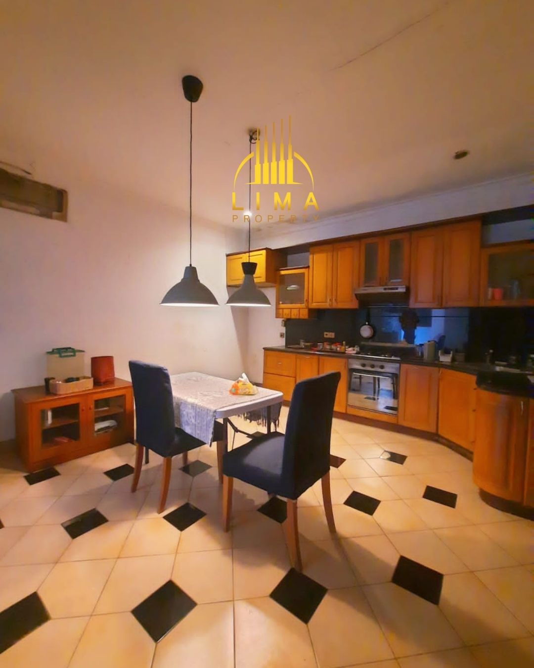 HS1577 FOR SALE: Rumah Murah Asri Layak Huni Strategis CILANDAK - FATMAWATI