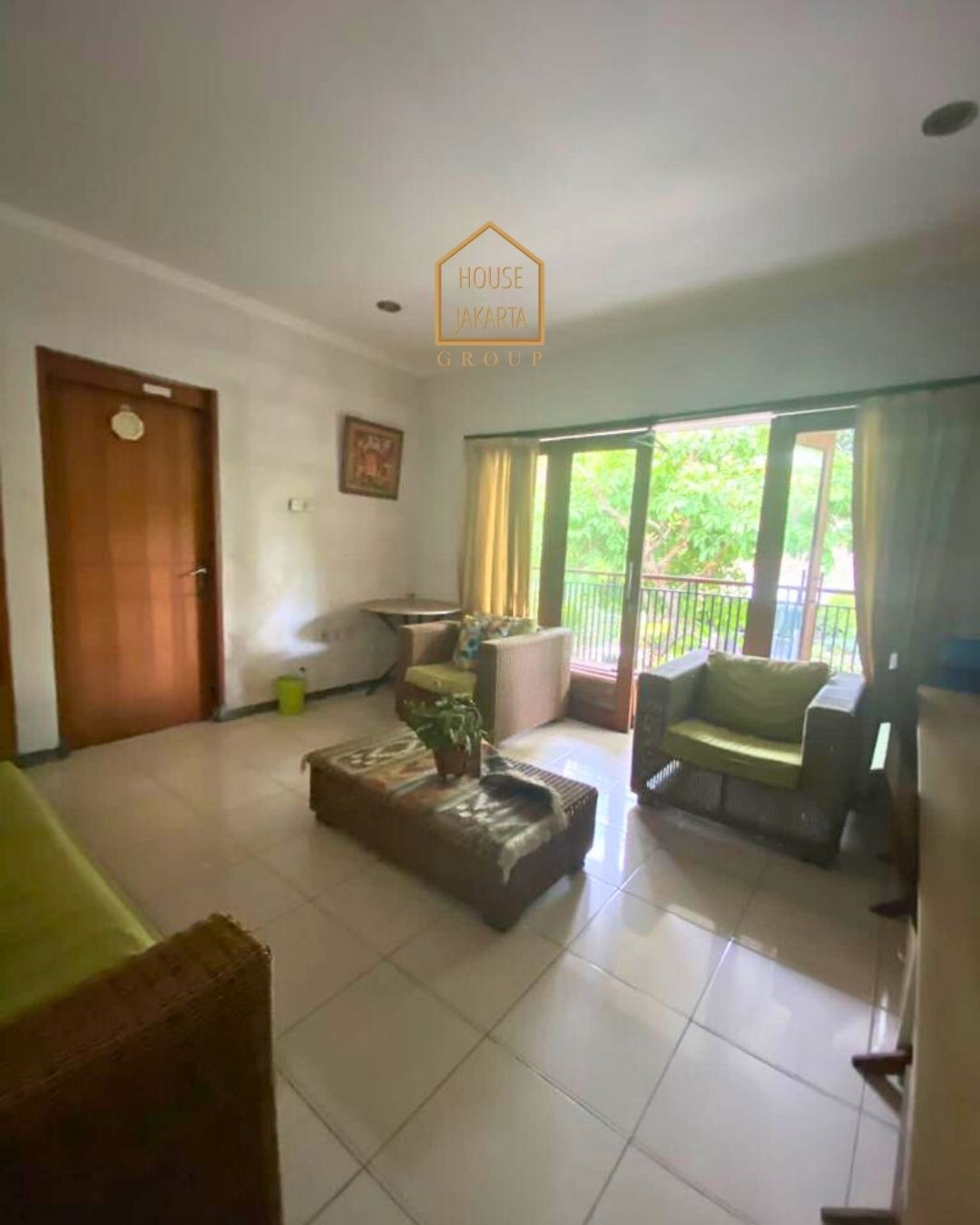 HS1591 FOR SALE:  Rumah Murah Siap Huni, Lokasi Tenang dan Elite, PAKUBUWONO AREA - KEBAYORAN BARU
