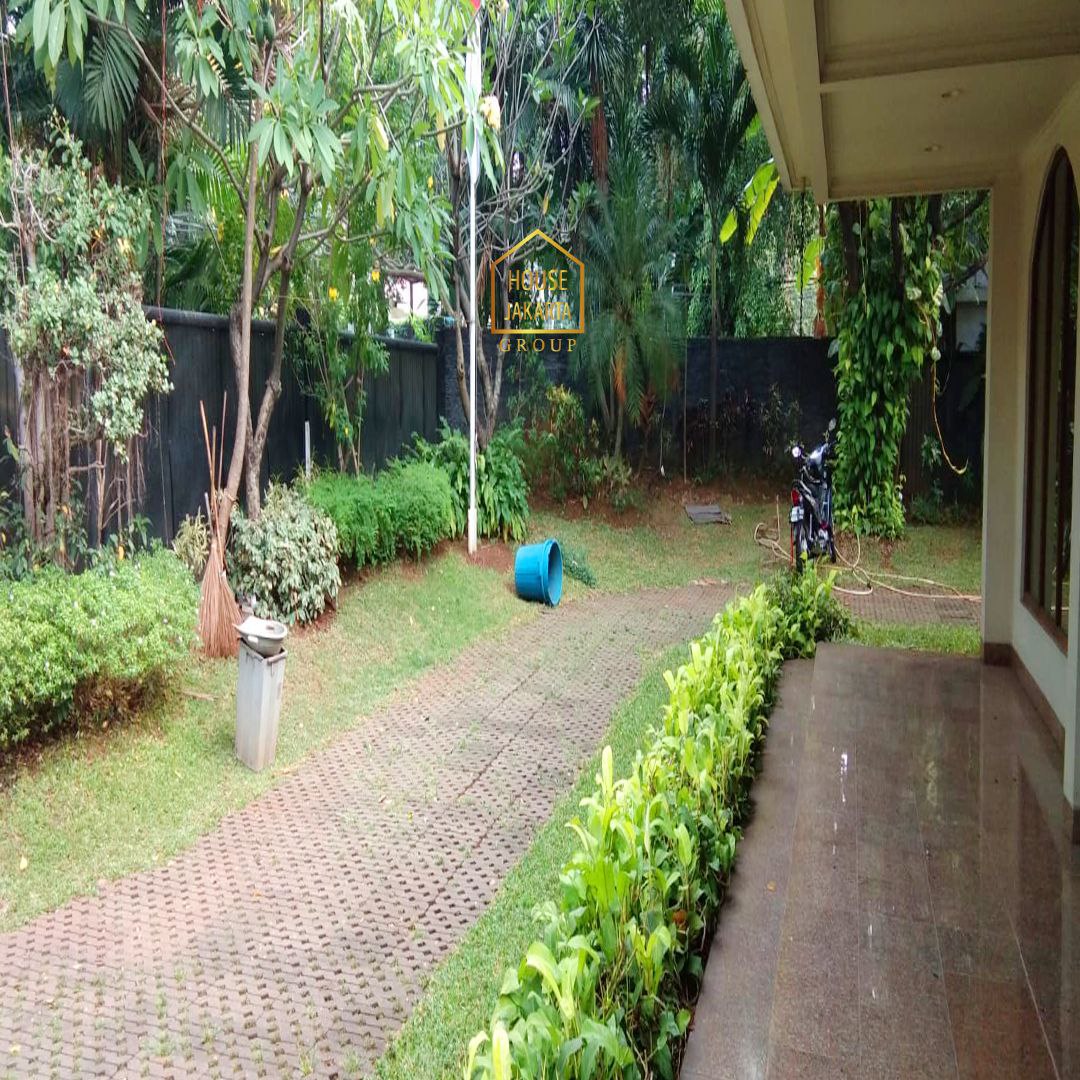 HS1670 Rumah Menteng Siap Huni 1 Lantai Tanah Persegi Prime Area Near To Thamrin