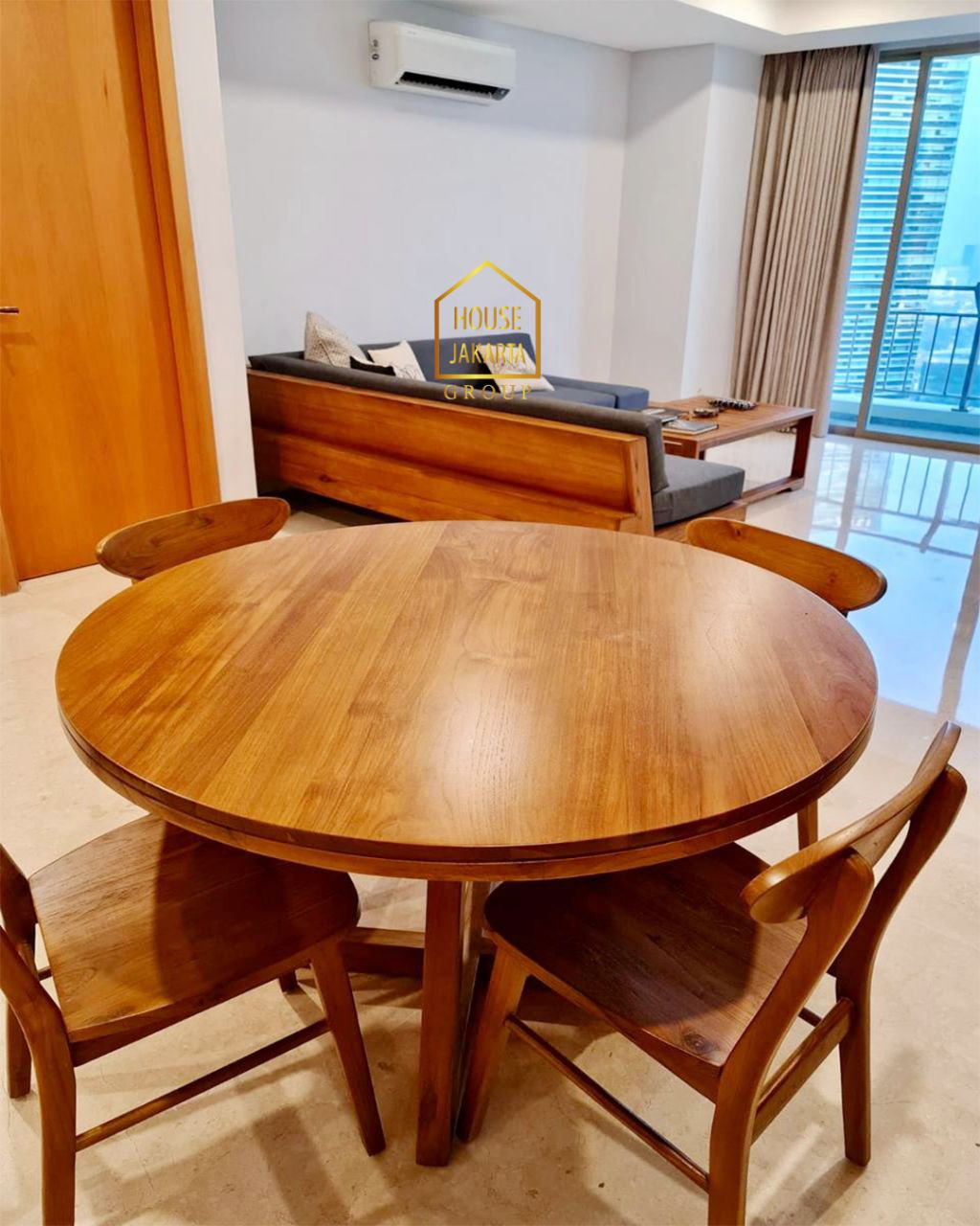 AS1709 Apartemen Sudirman Mansion di SCBD Area, City View,  Private Lift, Limited dan Murah