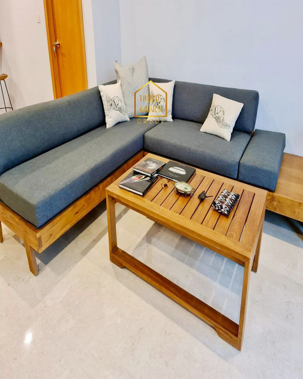 AS1709 Apartemen Sudirman Mansion di SCBD Area, City View,  Private Lift, Limited dan Murah