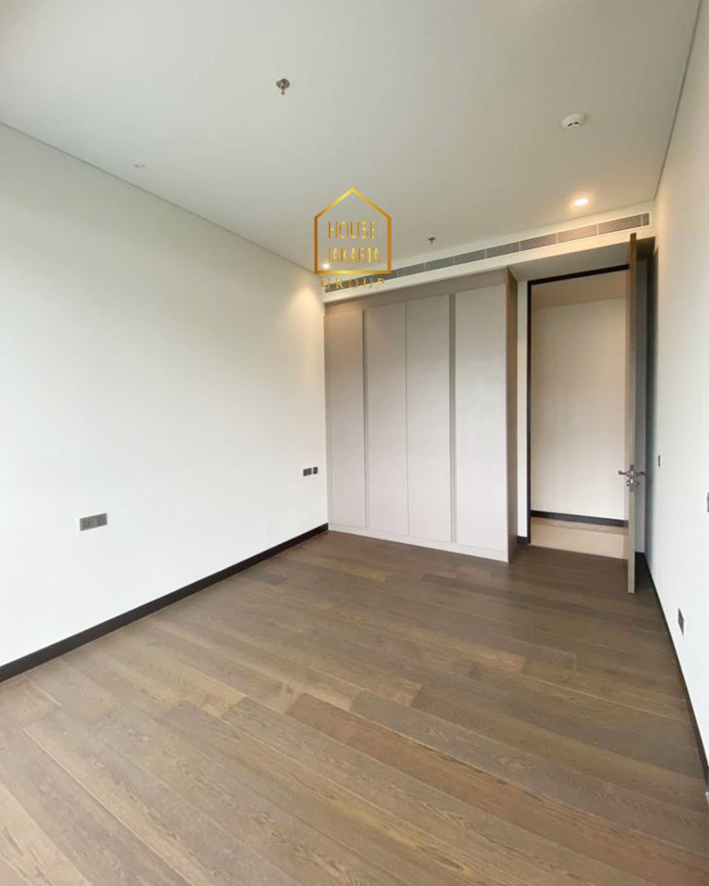 AS1710 Pakubuwono Apartment - Menteng, Brand New, Semi Furnished, Low Zone, City View