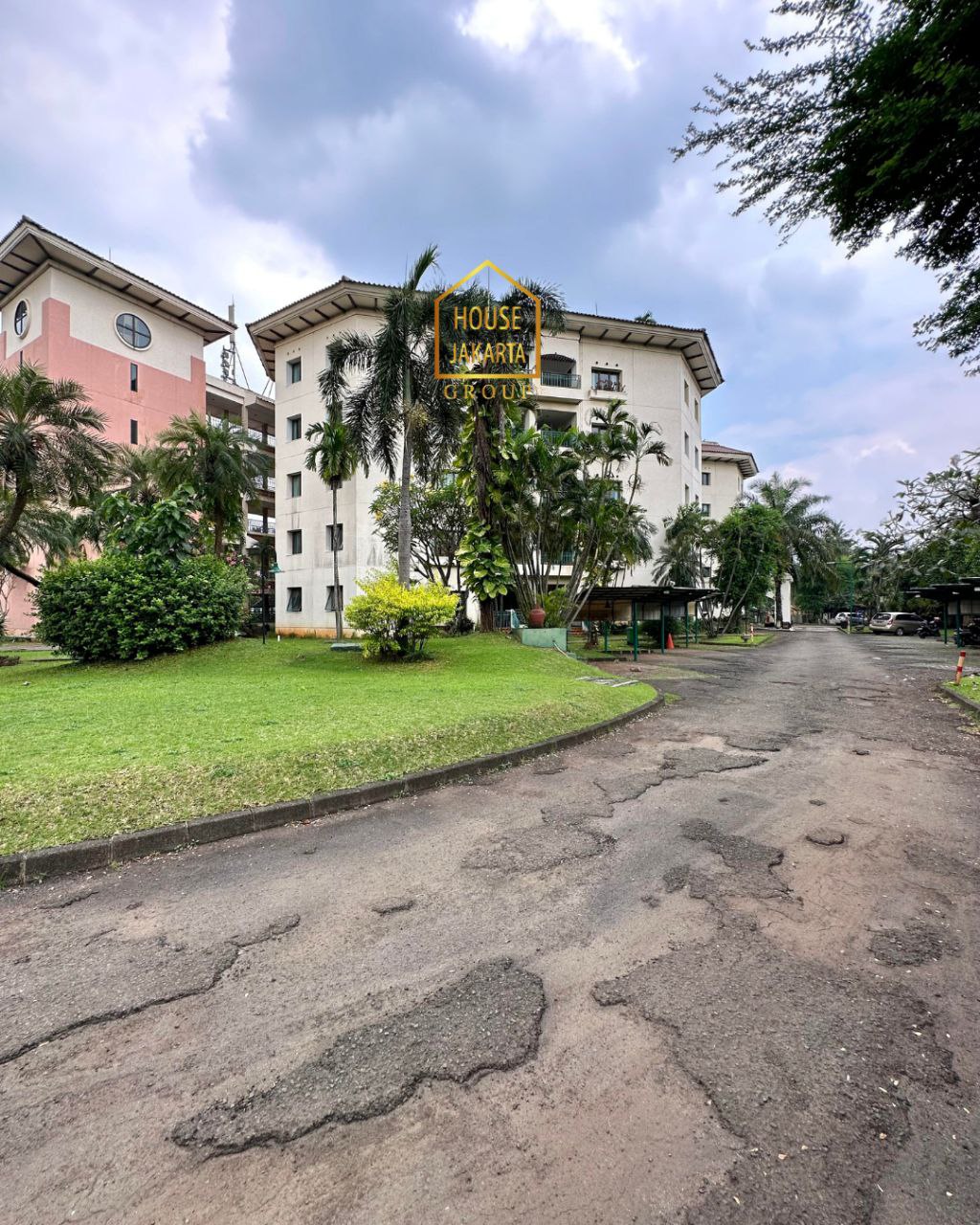 AS1740 Apartemen Warung Buncit 86 Tower, 57 Unit • Harga di Bawah NJOP • Termurah..!!