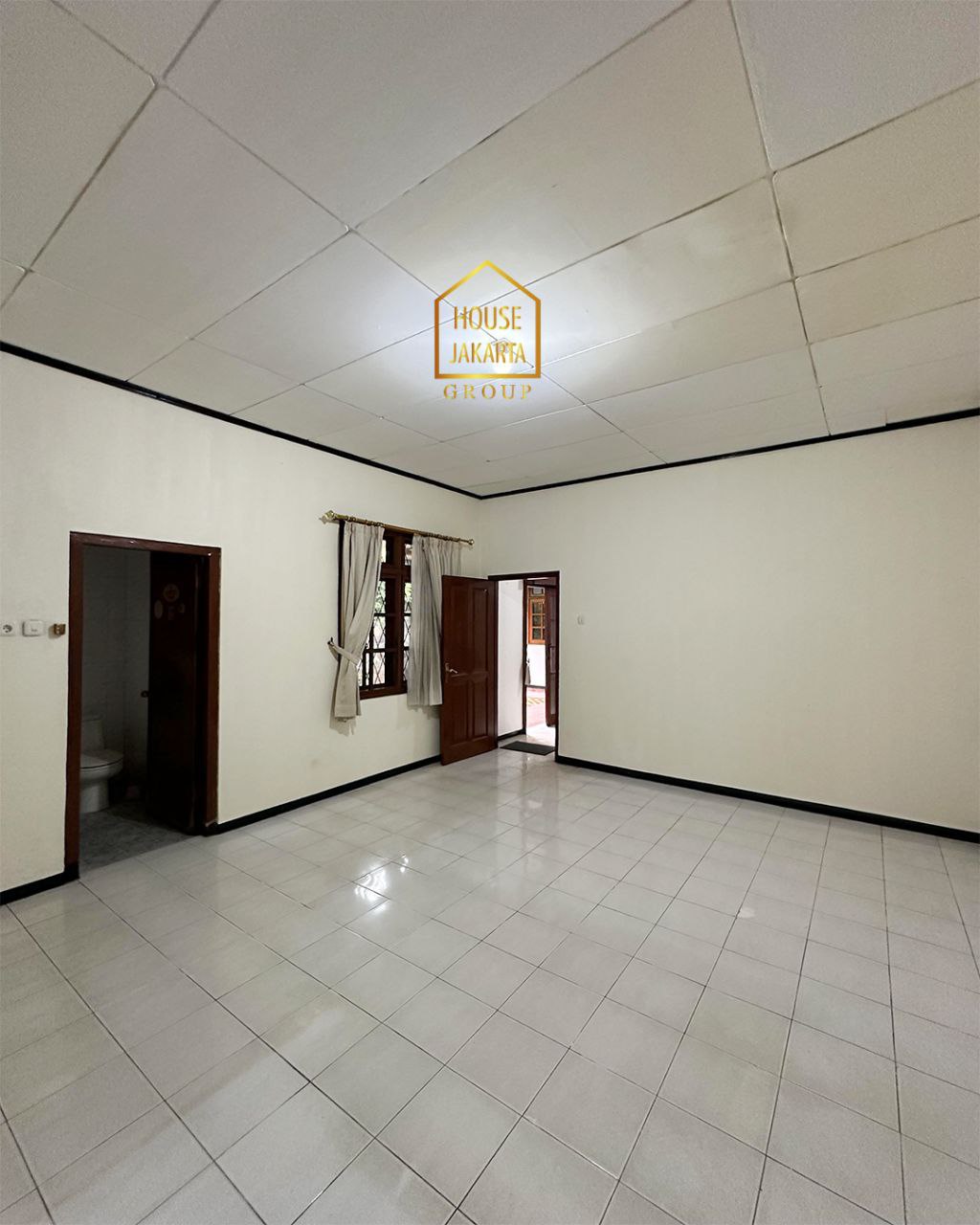 HS1745 Rumah Di Kebayoran Baru, Strategis Dekat Senayan & Blok M