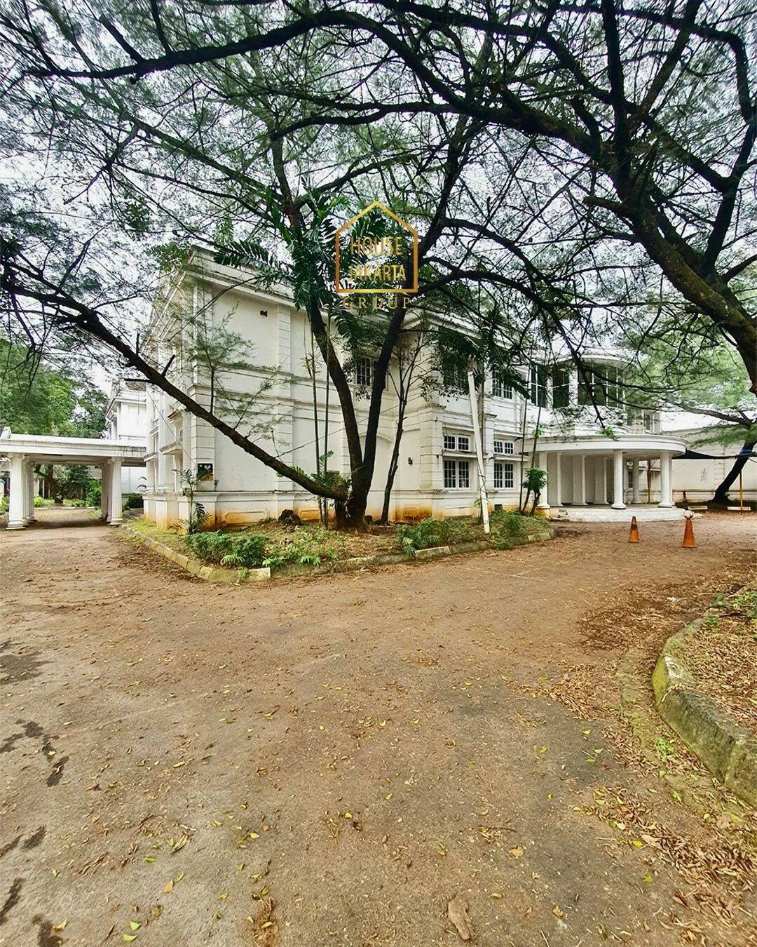 HS1749 Rumah Kemang Timur Raya, Bisa Bangun Kantor, Seklah & Resto. Good Invest, Ijin 4 Lantai