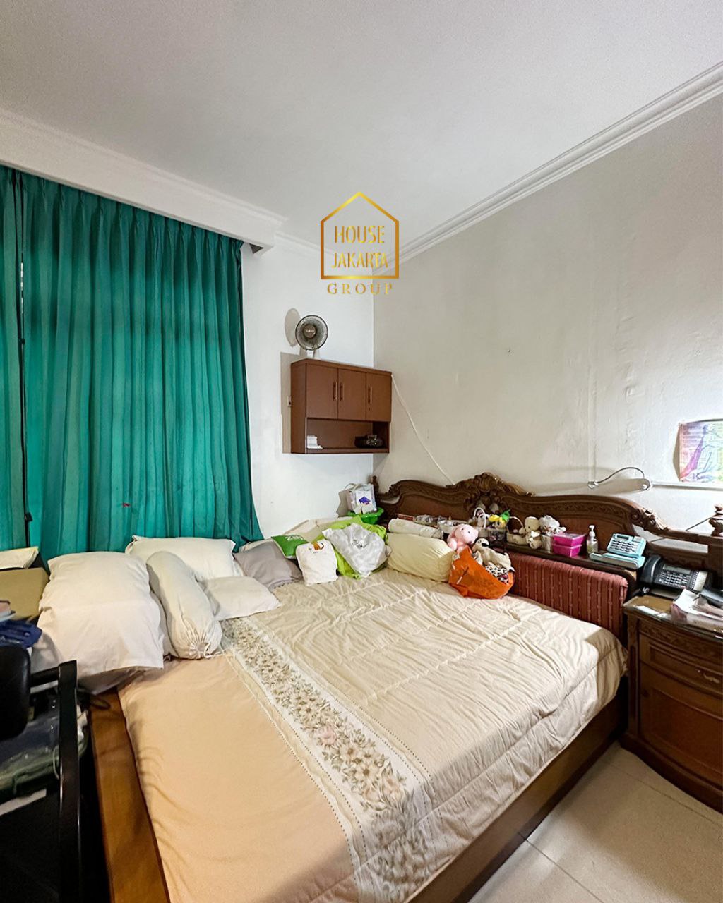 HS1754  Rumah Di Duren Tiga Area Siap Huni 1 Lantai dengan Taman Luas dan Pool. Strategis,  Dekat Kuningan & Gatsu