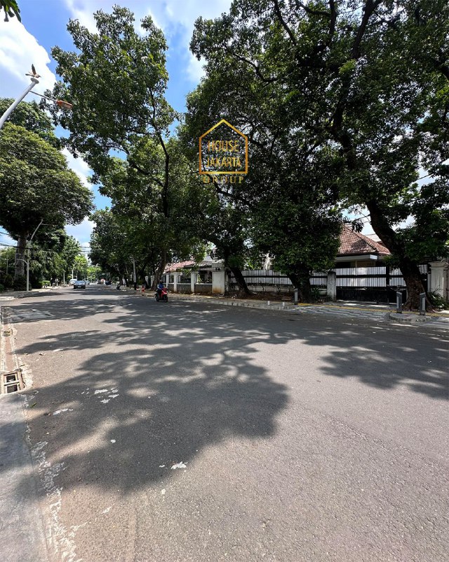 LS1761 Hitung Tanah Di Menteng Area, Termurah Jarang Ada, Strategis Dekat Thamrin & Rasuna Said