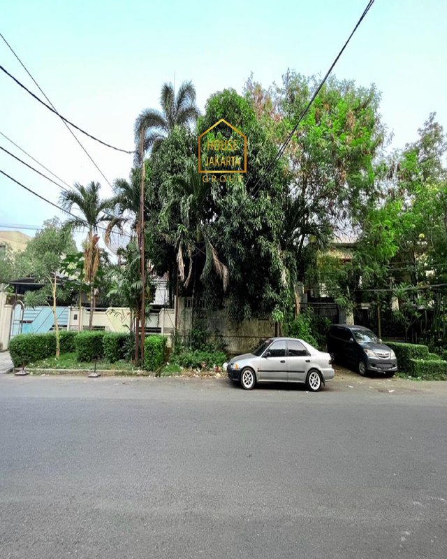 LS1762 Hitung Tanah Di Simprug Golf - Senayan, Jalan Lebar 3 Mobil, Limited