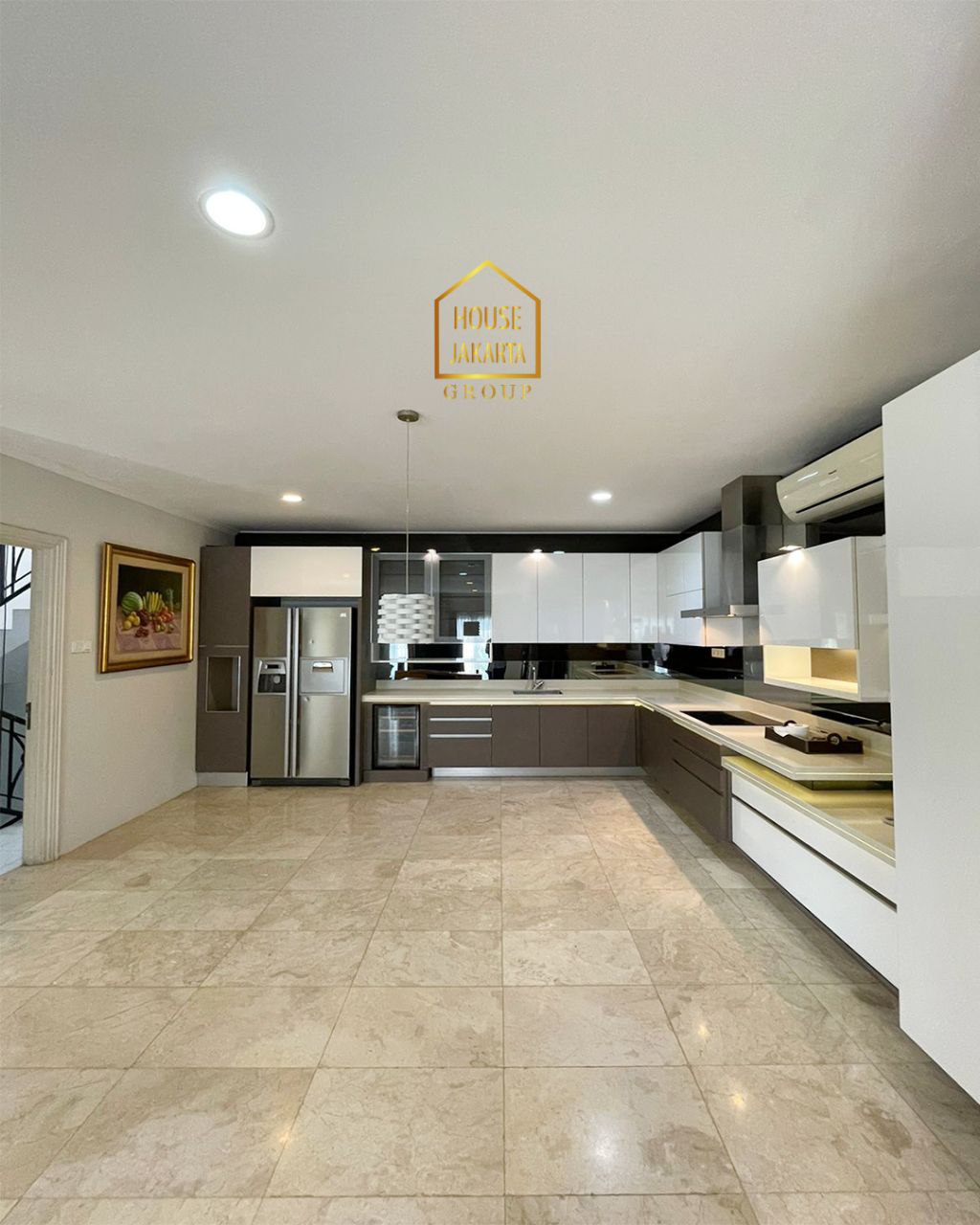 HS1772 Modern Classic House Pondok Indah • Furnished • Murah • Area Prime & Tenang