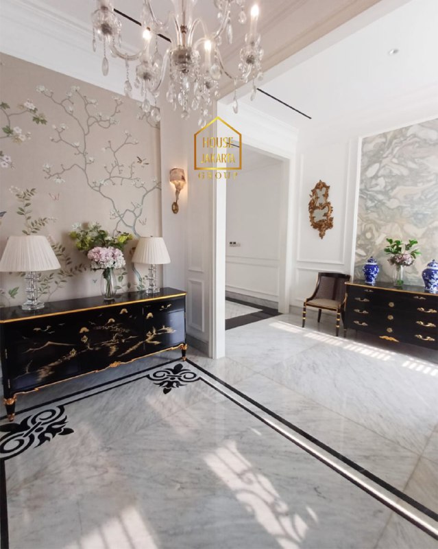 HS1777 Luxurious Brand New House Menteng, 3 Lantai + Rooftop, Fully Furnished