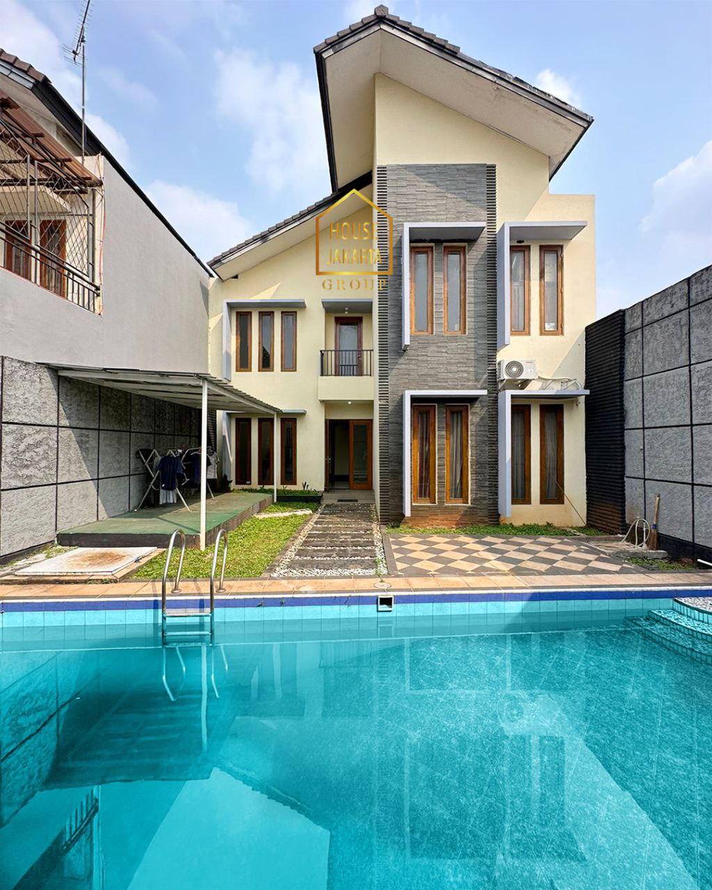 HS1808 Rumah 2 Lantai Di Antasari - Cipete. Dalam Cluster Murah Ada Taman & Pool