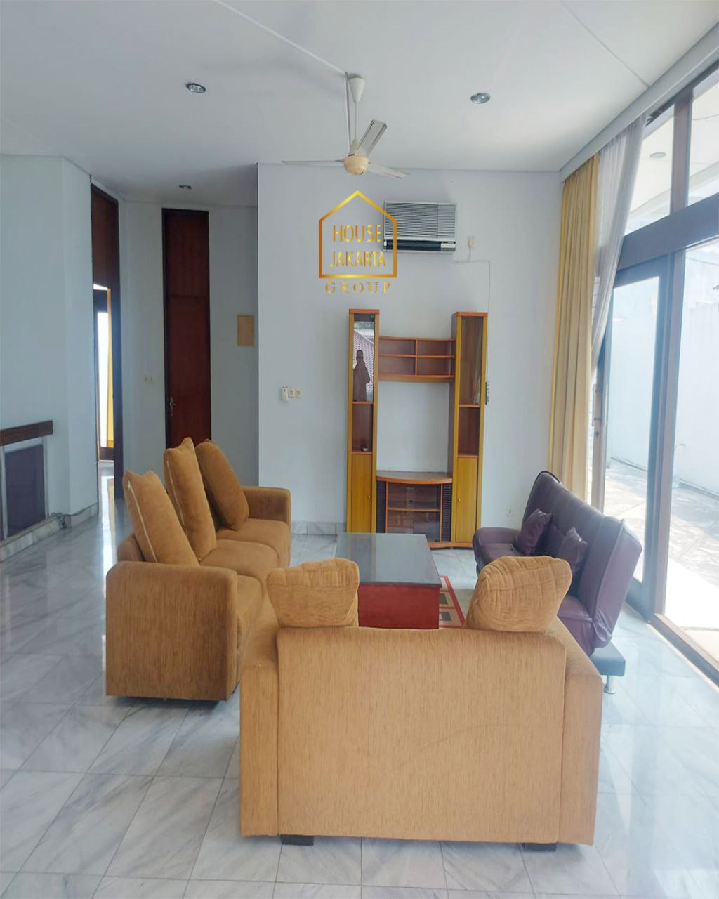 HR1817 Rumah Permata Hijau 2 Lantai, Furnished. Ada Garden & Pool, Near To Senayan