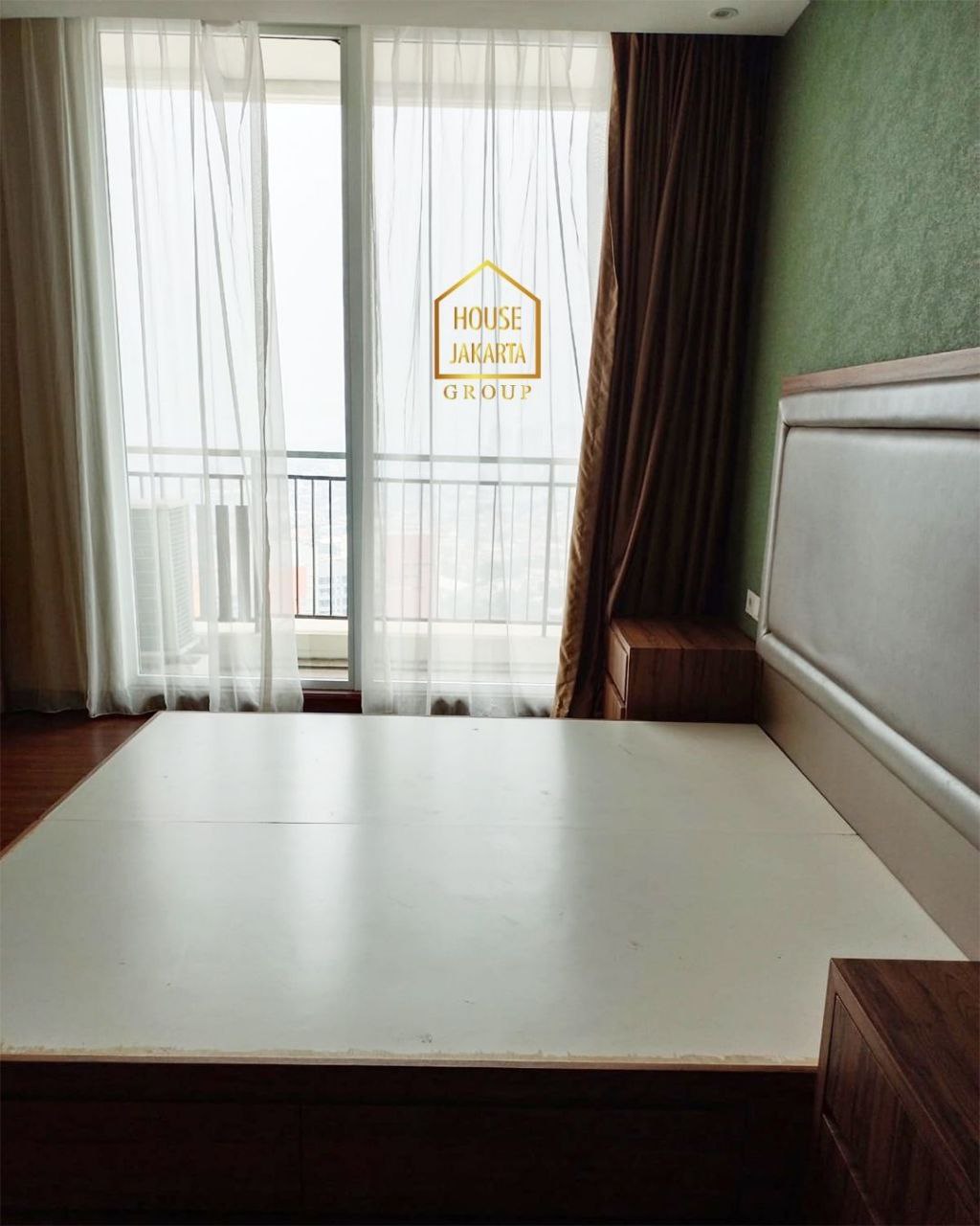 AS1818 Pakubuwono House 2 Bedroom + Study. Siap Huni, Fasilitas Mewah