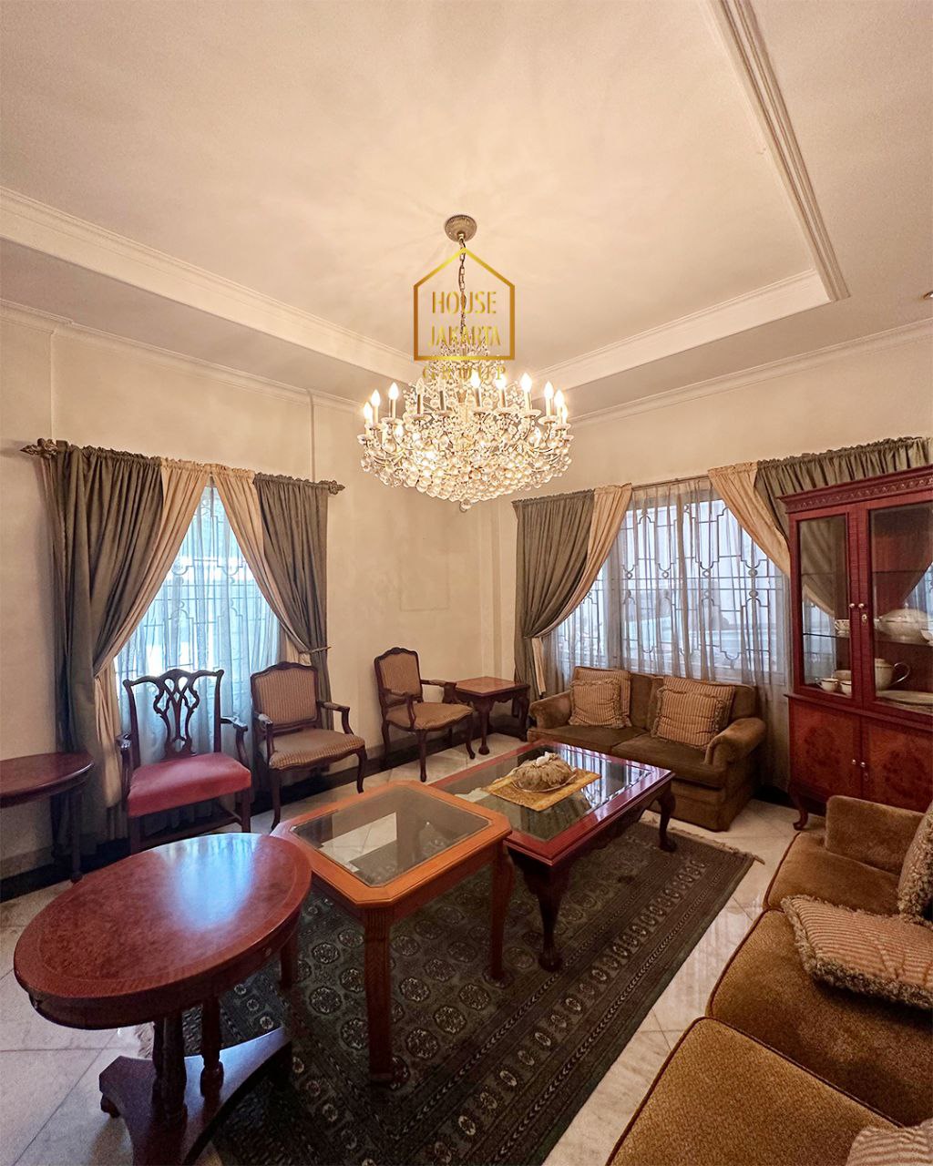 HS1832 Rumah Bagus DI Keabayoran Baru. Siap Huni. Strategs Jarang Ada. Hook Dekat SCBD Simatupang & Kemang