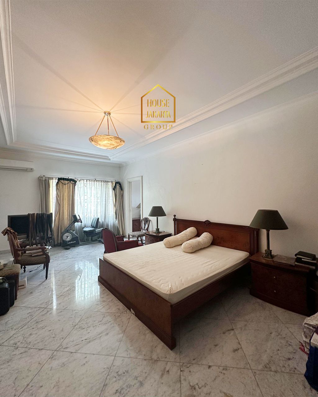 HS1832 Rumah Bagus DI Keabayoran Baru. Siap Huni. Strategs Jarang Ada. Hook Dekat SCBD Simatupang & Kemang