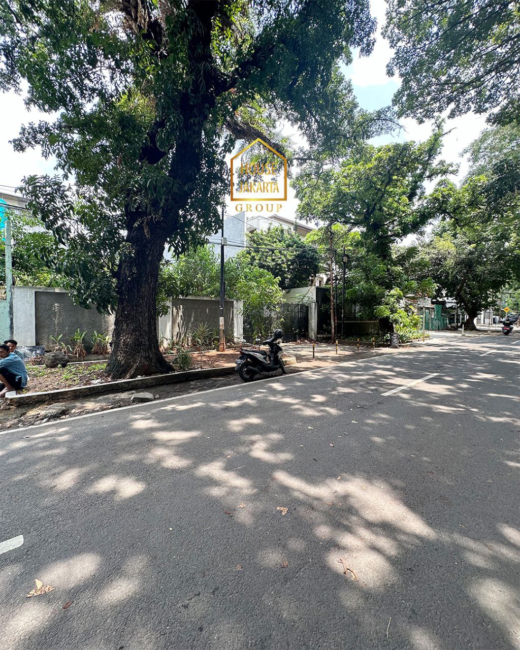 LS1833 Tanah Persegi Di Kebayoran Baru Lokasi Elite, Strategis Dekat Senopati, SCBD & Sudirman