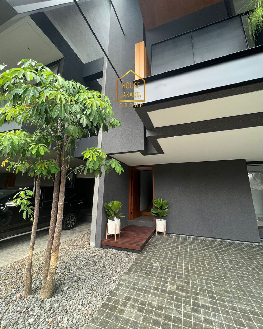 HS1838 Kemang Townhouse, Cozy House With Premium Specs, 4 Lantai Ada Elevator, Rooftop, Taman & Pool