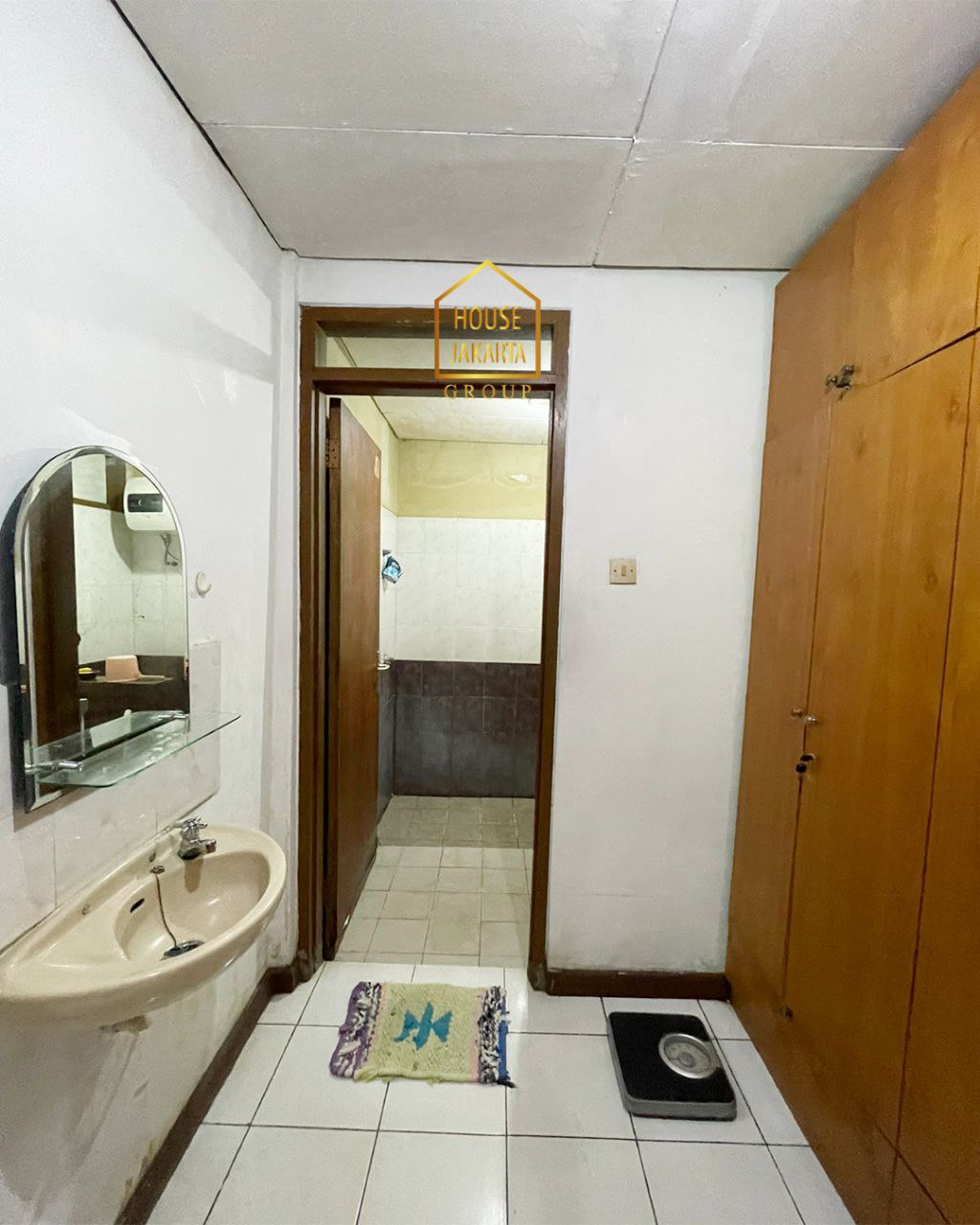 HS1844 Rumah Siap Huni Di Cilandak Area. Termurah Ada Halaman Luas & Asri. Dekat Simatupang