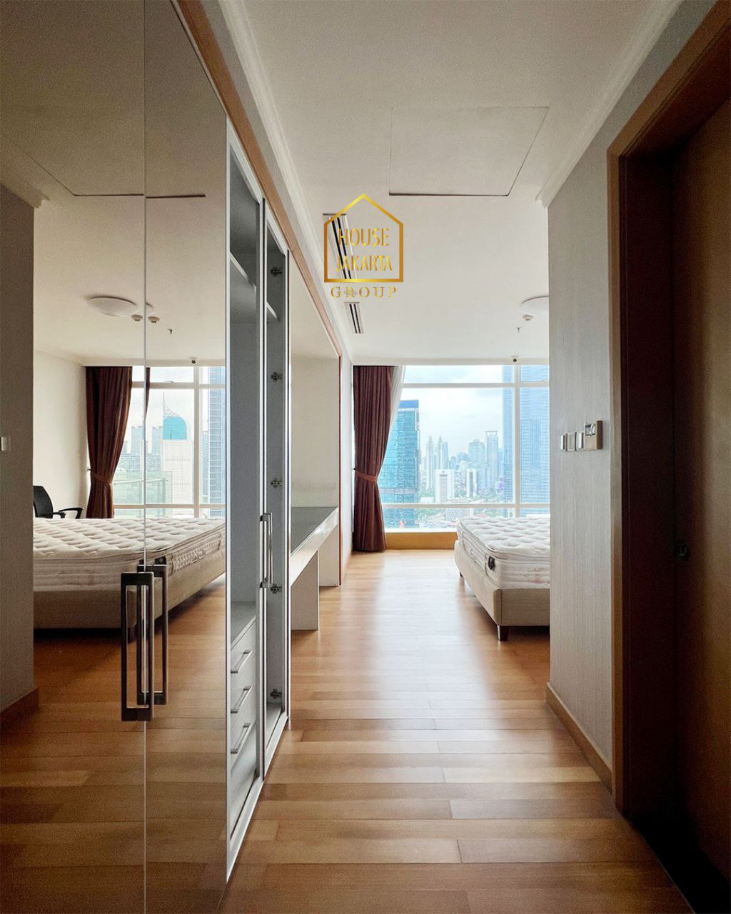 AS1851 Apartemen Kempinski - Thamrin, Unit Mewah 2 Br. Private Lift Murah.