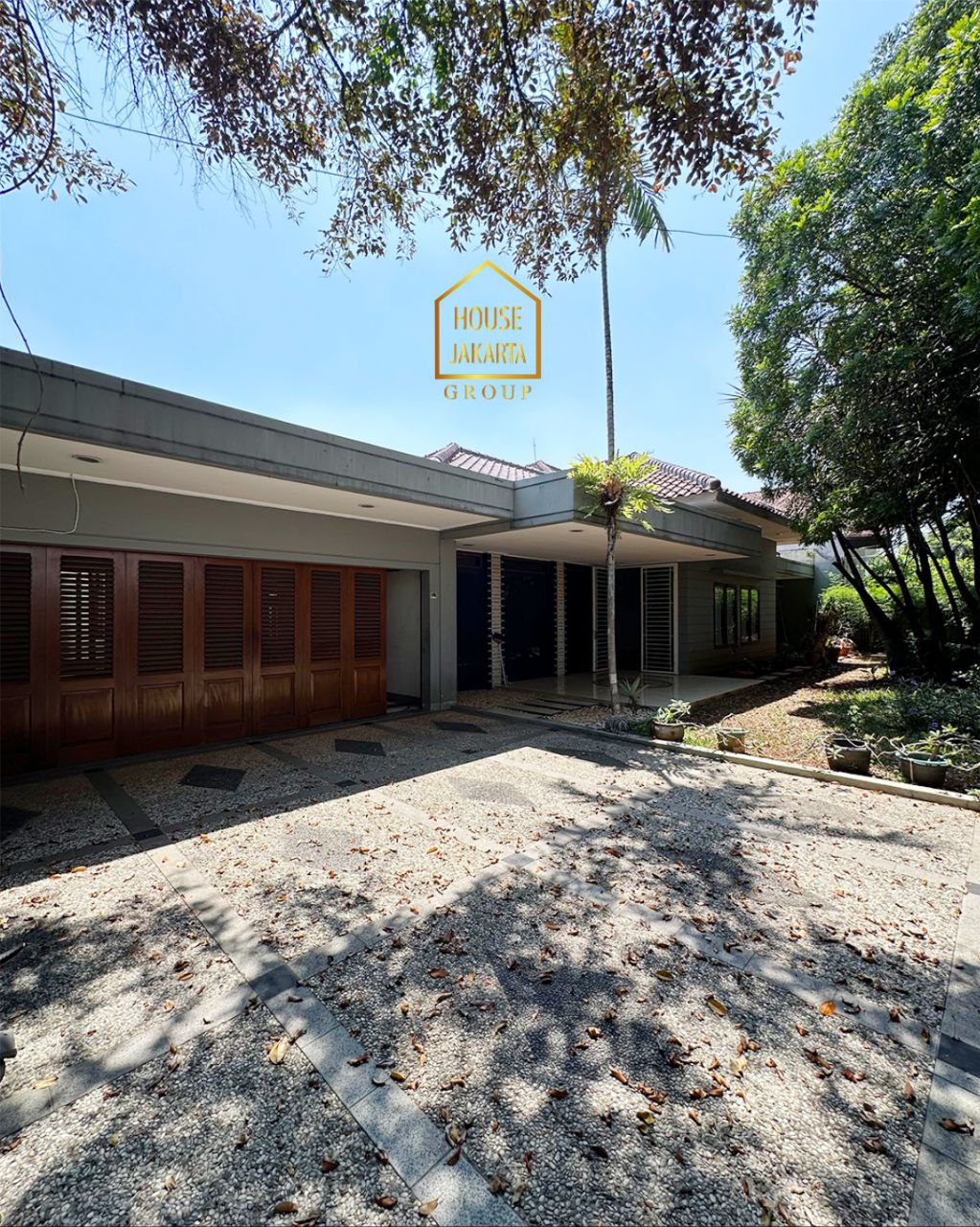 HS1863 Rumah 1 Lantai Dalam Komplek Pondok Indah Elite. Ada Swimming Pool. Lokasi Strategis Dekat PIM dan Simatupang.