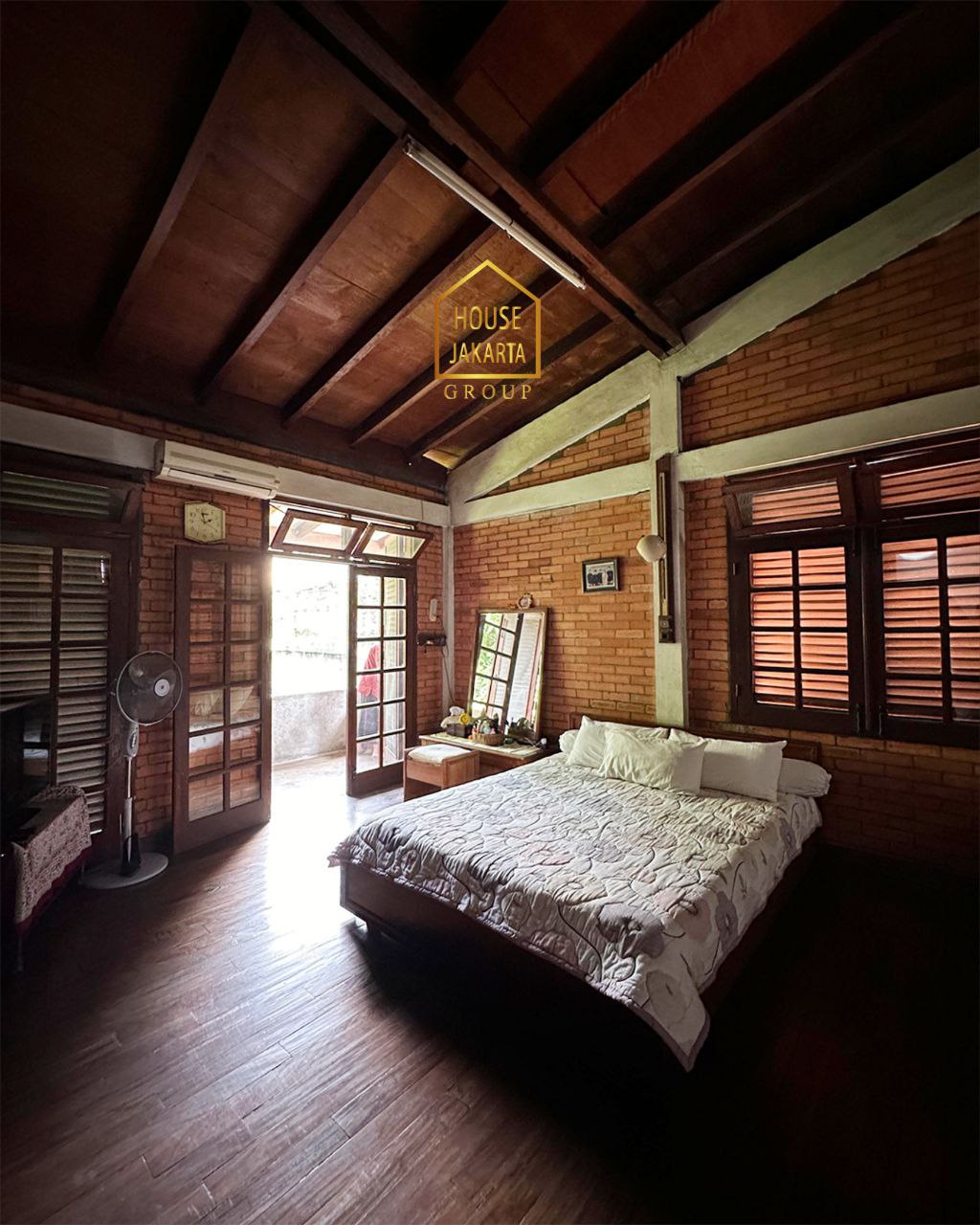 HS1882 Rumah Murah Siap Huni Pasar Minggu Area • Halaman Luas • Dekat Simatupang & Akses Masuk Tol