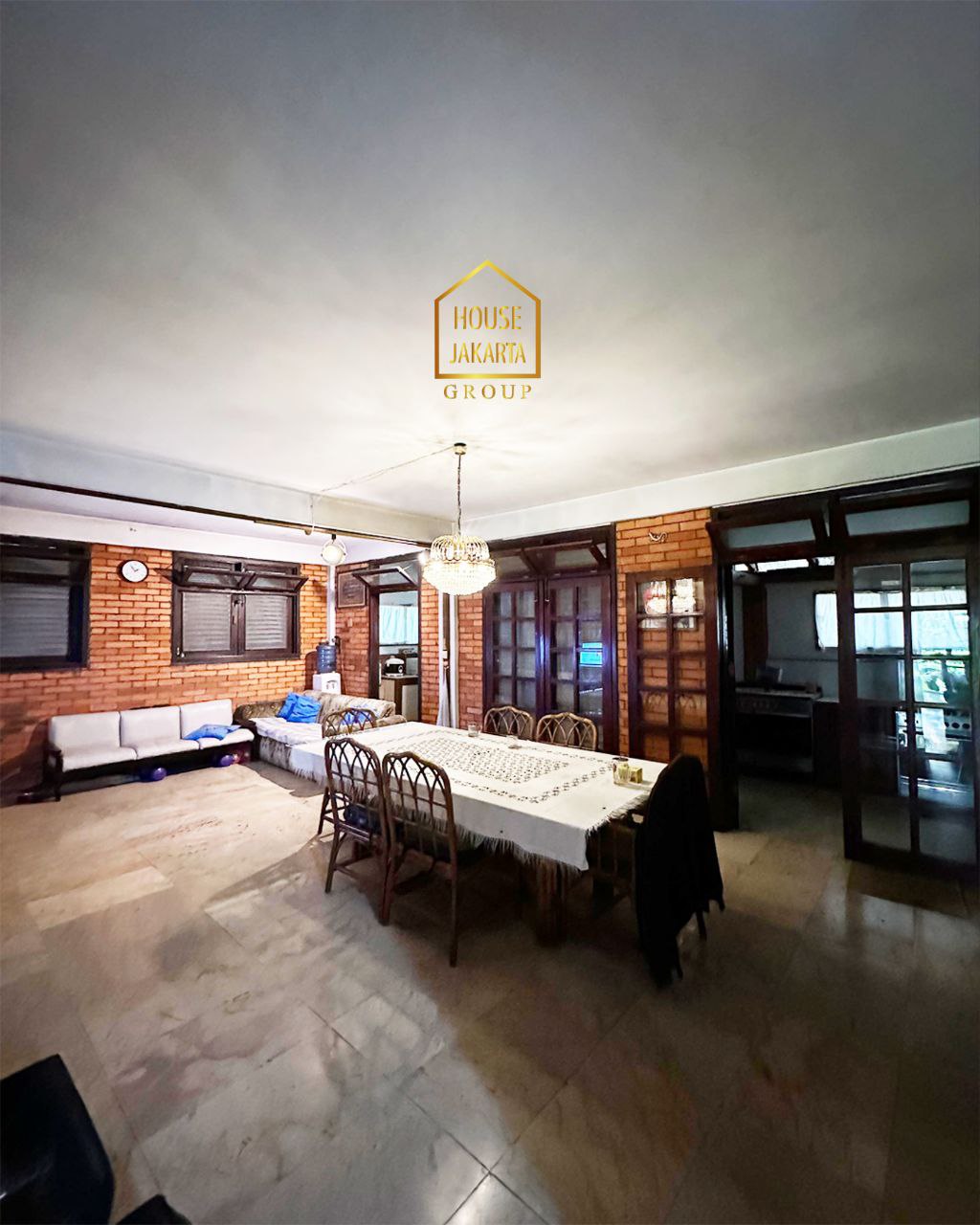 HS1882 Rumah Murah Siap Huni Pasar Minggu Area • Halaman Luas • Dekat Simatupang & Akses Masuk Tol