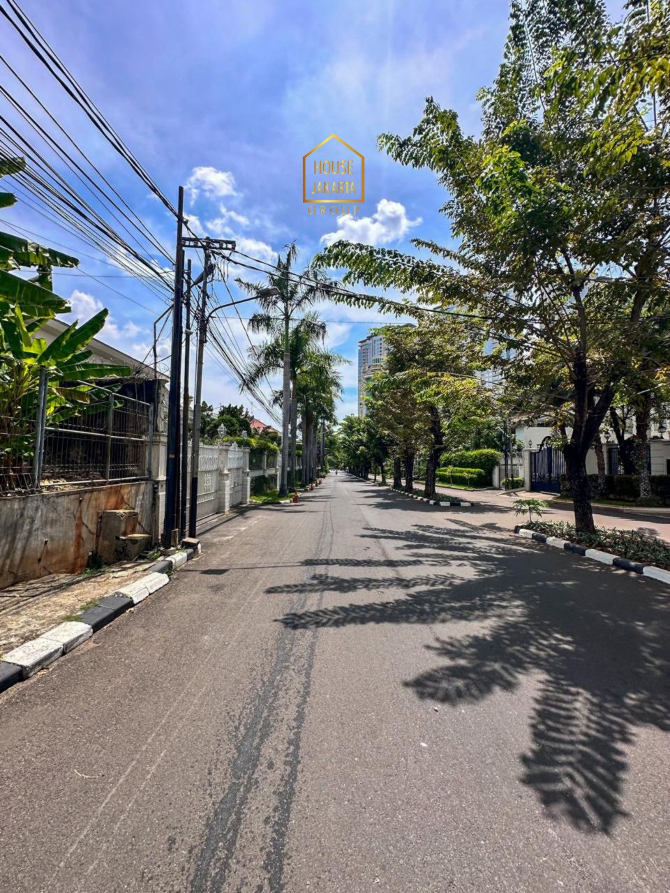 LS2036  FOR SALE: SIMPRUG GARDEN RAYA. TANAH (2 KAVLING BESAR),  POSISI HOOK, PRIME AREA