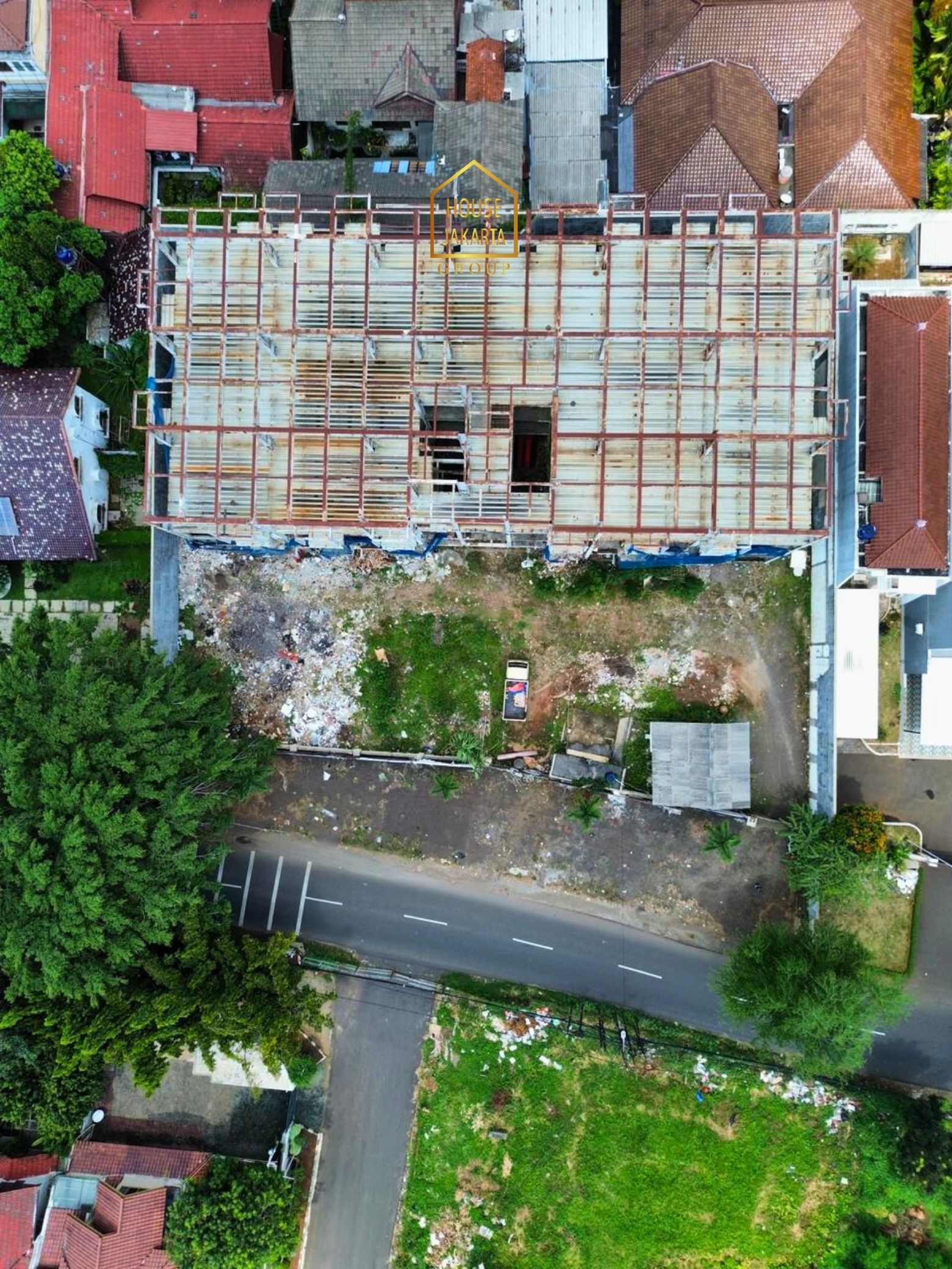 LS2037  FOR SALE: LEBAK BULUS. TANAH KOMERSIAL BONUS KONSTRUKSI  BANGUNAN, TERMURAH HARGA DI BAWAH NJOP 