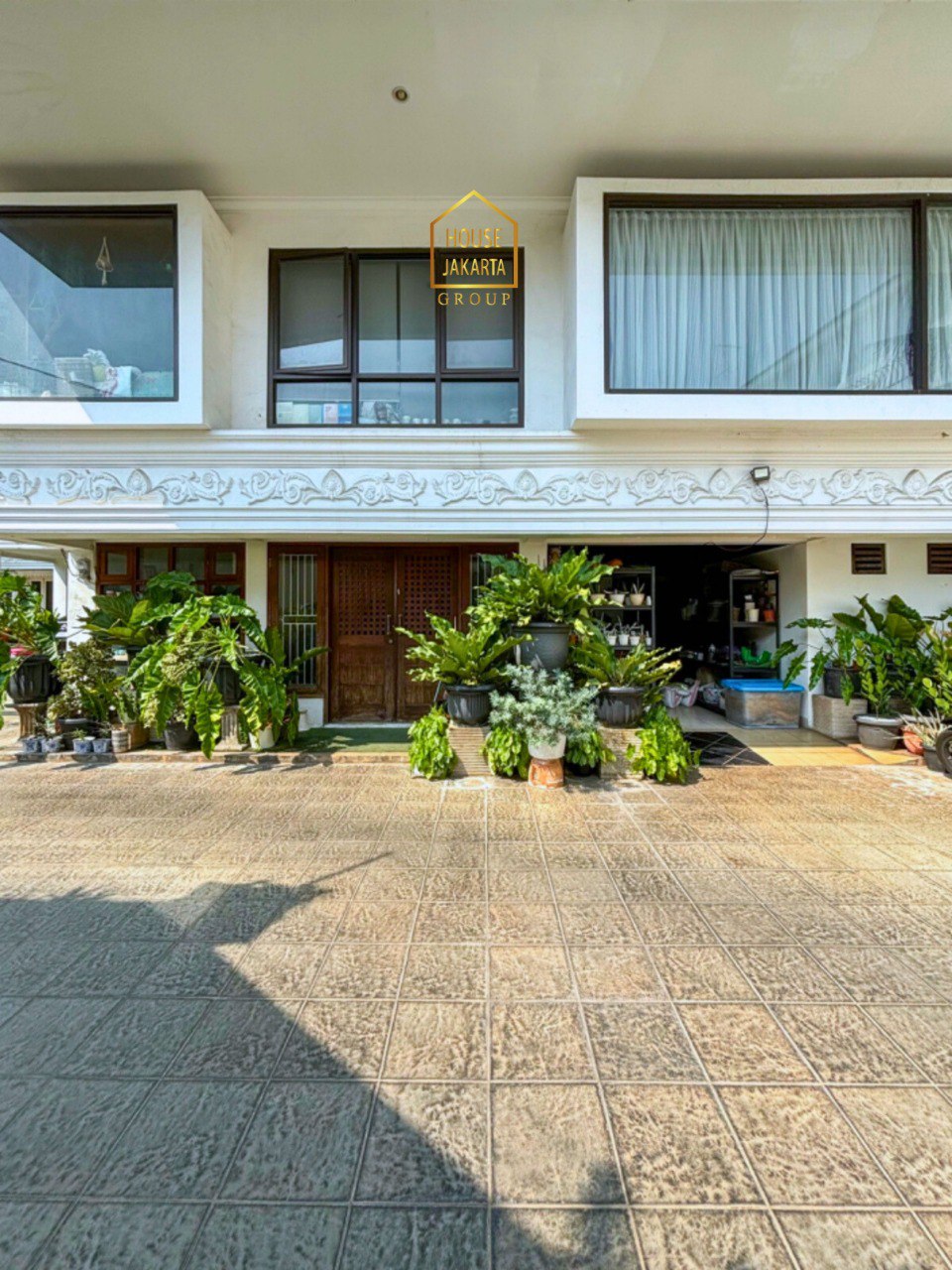 HS2060  FOR SALE: PERMATA HIJAU II - JAKARTA SELATAN. RUMAH MEWAH 2  LANTAI, POOL DAN TAMAN LUAS, PARKIR 10 MOBIL, DALAM  KOMPLEK.
