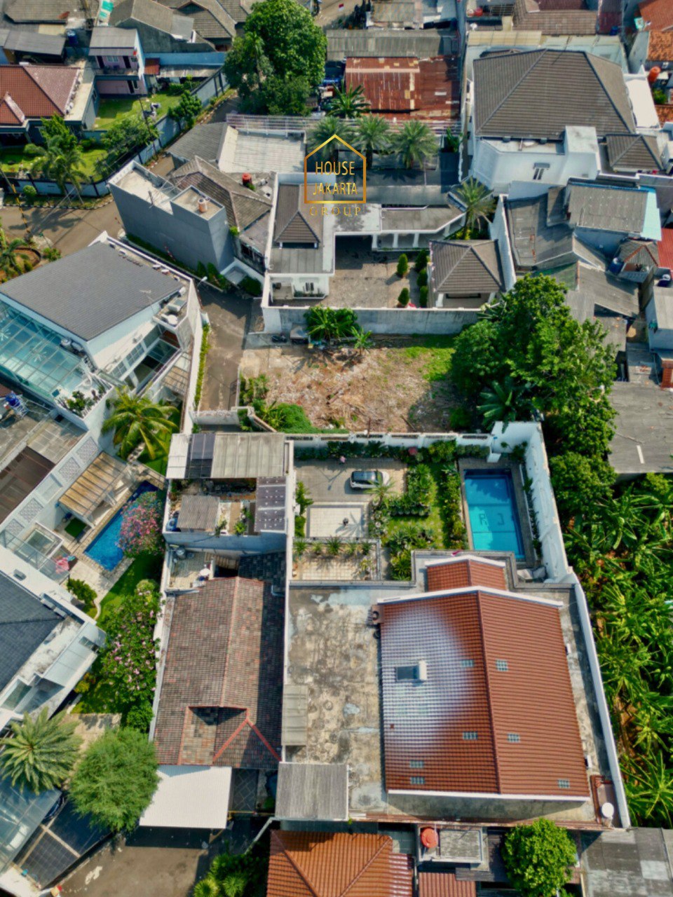 HS2060  FOR SALE: PERMATA HIJAU II - JAKARTA SELATAN. RUMAH MEWAH 2  LANTAI, POOL DAN TAMAN LUAS, PARKIR 10 MOBIL, DALAM  KOMPLEK.