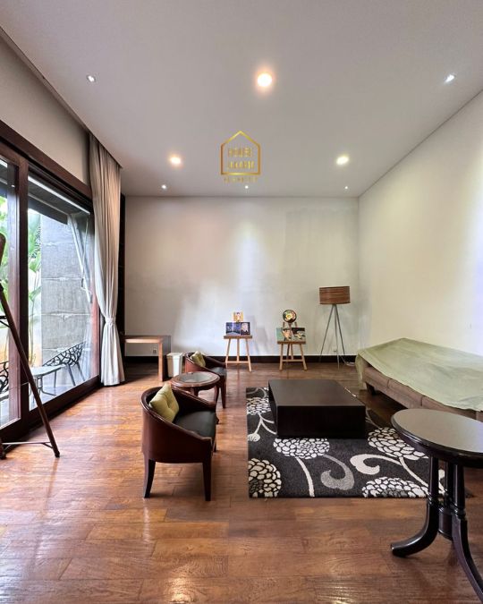 HS2092  FOR SALE : PONDOK INDAH. LUXURIOUS TROPICAL HOUSE 2.5 LANTAI. AREA EXCLUSIVE, JALAN LEBAR