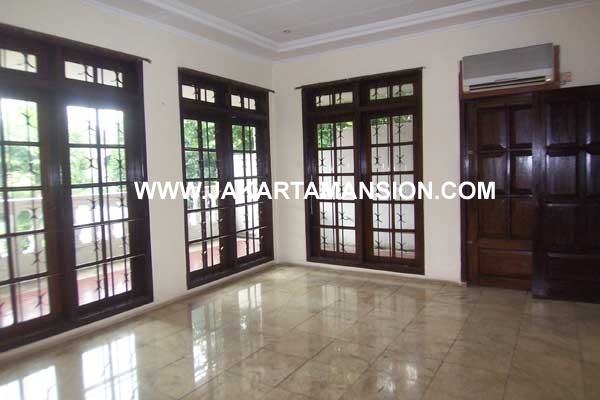 HR221 House in Pondok Indah for Rent