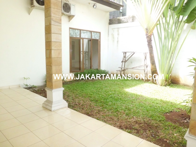 HS352 House for sale at kemang
