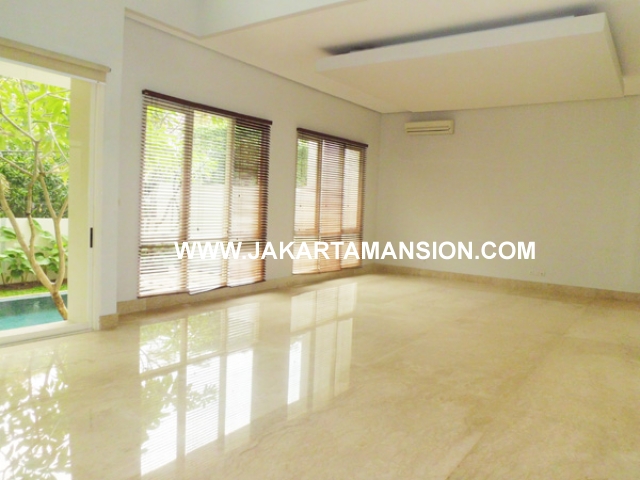 HR375 House for rent at senopati