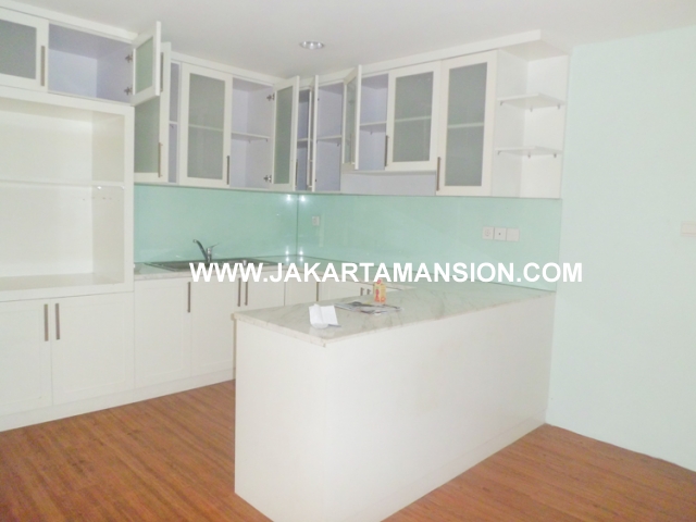 HR432 House for rent at Senopati Kebayoran Baru close to Sudirman Central Business District 