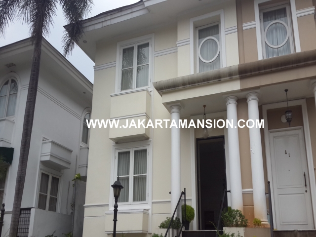 HR446 Town house for rent at Cipete Close to Francais International School