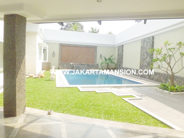 HR483 House for rent at Pejaten Close to kemang