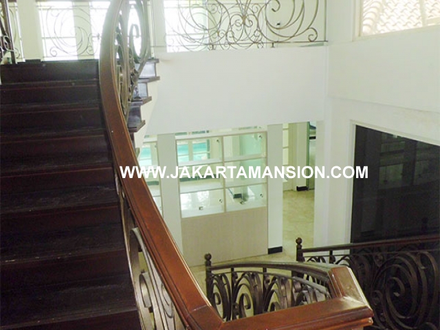 HR533 House for rent at Senopati Suitable to Embassy Close SCBD Area 